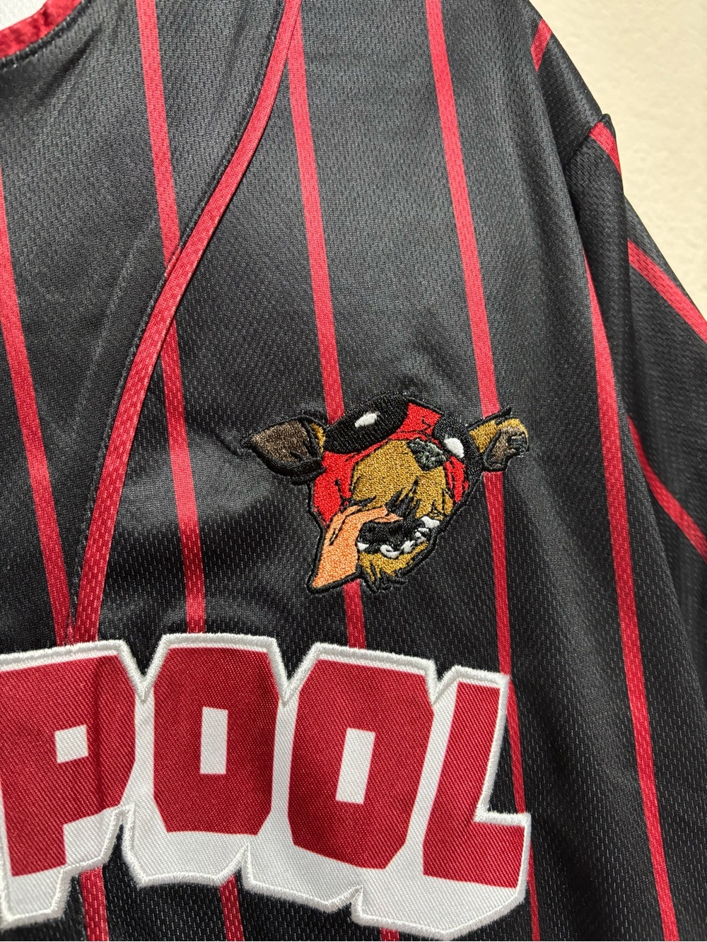 Marvel Black & Red Team Deadpool Baseball Jersey - Picture 4 of 5